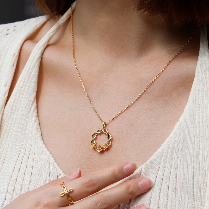 Crown of Thorns Lily Pendant Necklace
