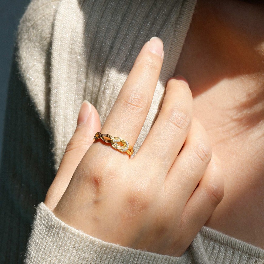 Bonding Knot Infinity Band Ring