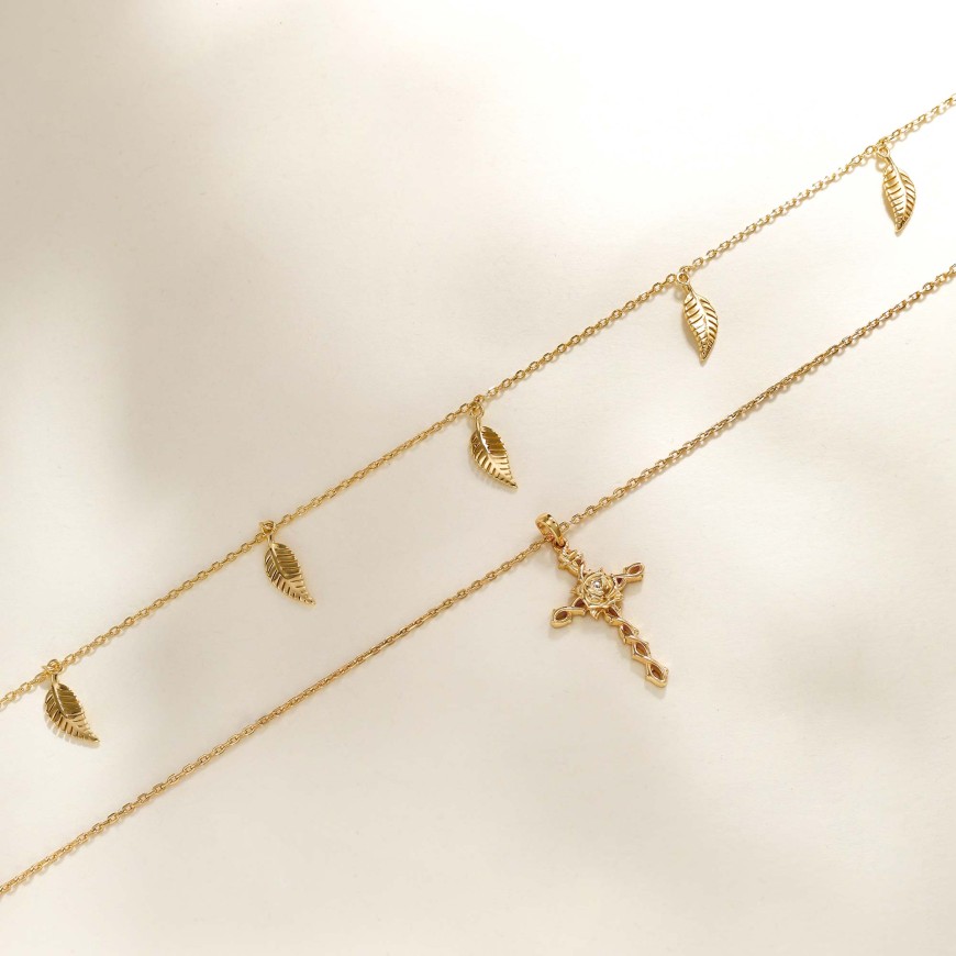Palm Leaf Station Necklace